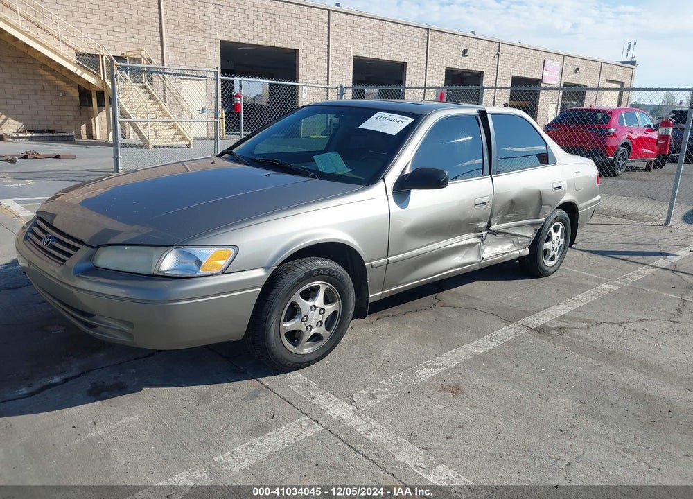 1998 TOYOTA CAMRY LE VIN: 4T1BG28K8WU223969