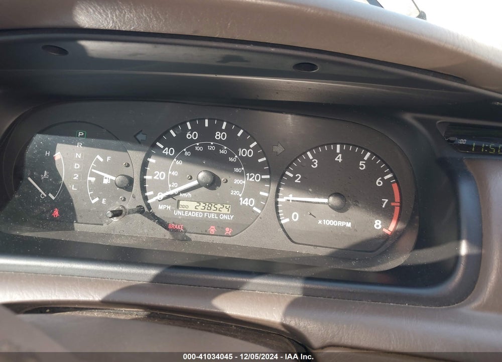 1998 TOYOTA CAMRY LE VIN: 4T1BG28K8WU223969