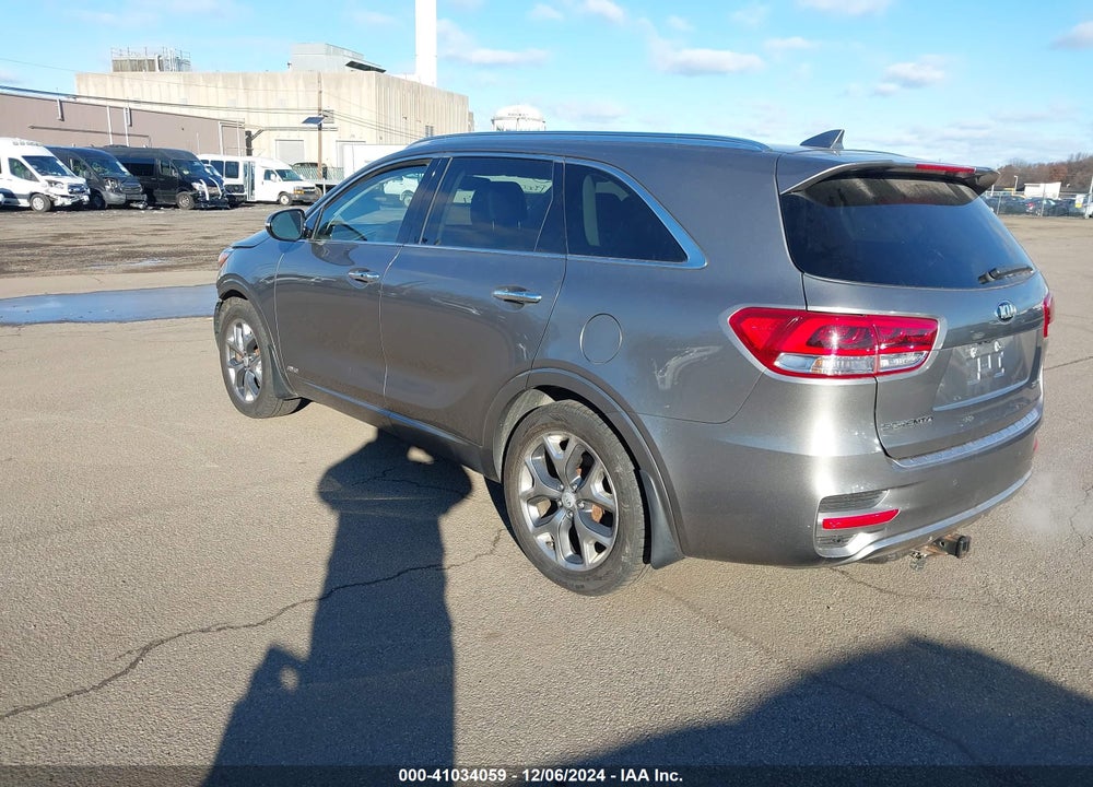 2017 KIA SORENTO 3.3L SX VIN: 5XYPKDA51HG255580