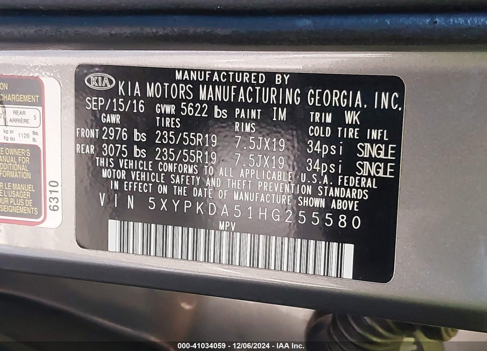 2017 KIA SORENTO 3.3L SX VIN: 5XYPKDA51HG255580
