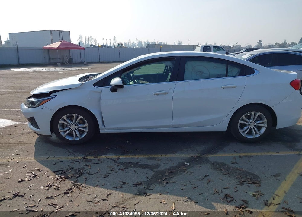 2019 CHEVROLET CRUZE LT VIN: 1G1BE5SM0K7144044