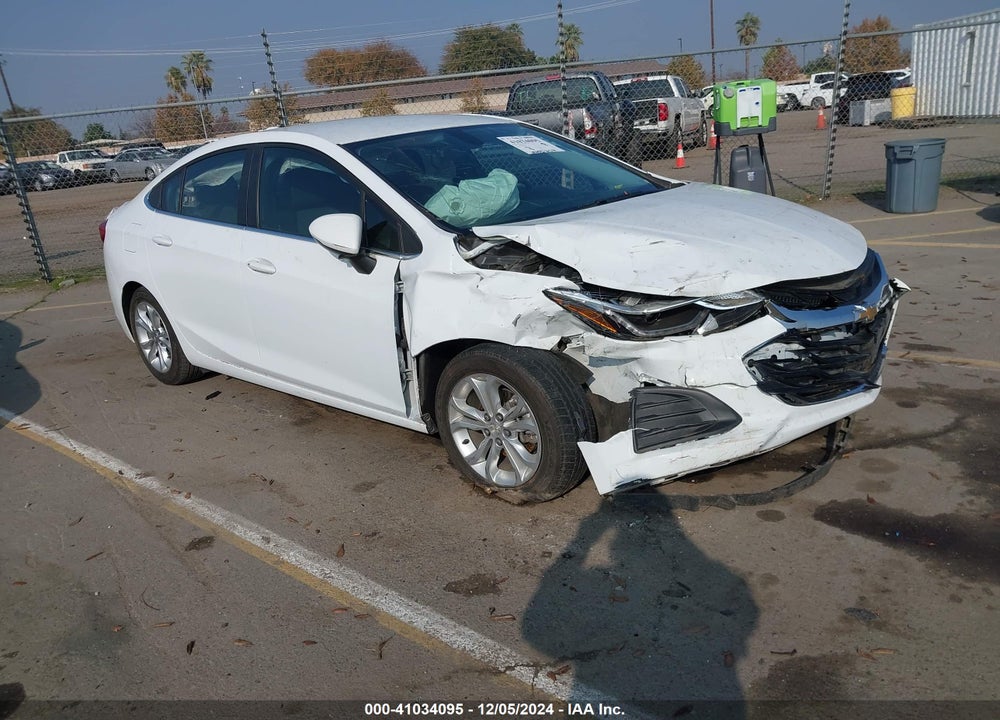 2019 CHEVROLET CRUZE LT VIN: 1G1BE5SM0K7144044