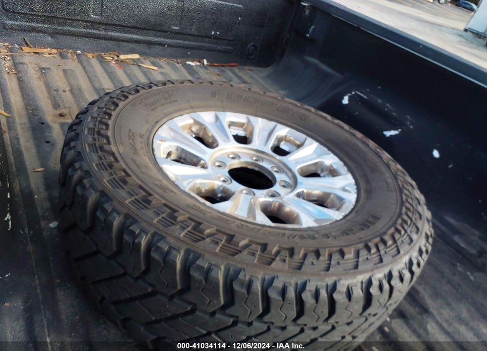 2004 FORD F-350 LARIAT/XL/XLT VIN: 1FTSW31P04EA27888
