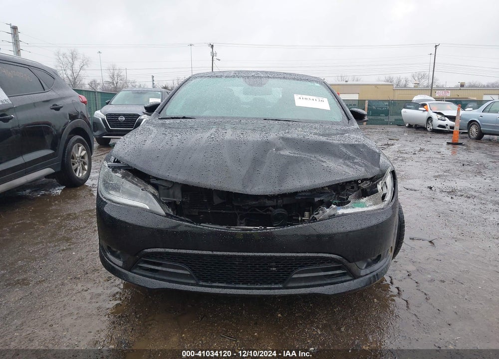 2016 CHRYSLER 200 S VIN: 1C3CCCBG4GN118070