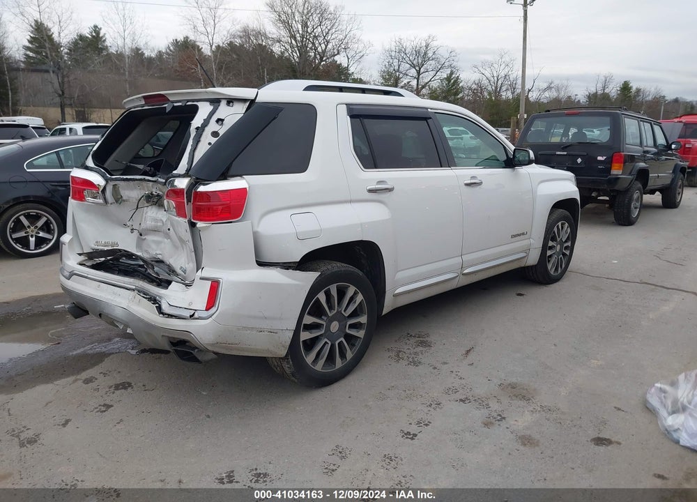 2017 GMC TERRAIN DENALI VIN: 2GKFLVE39H6218933