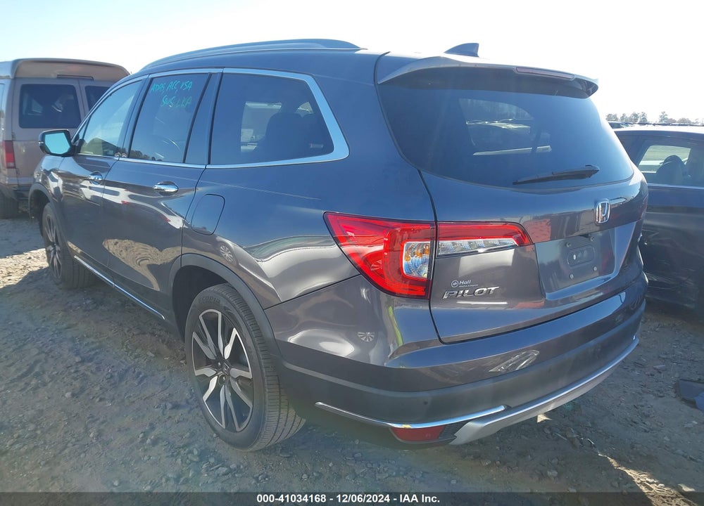 2019 HONDA PILOT TOURING VIN: 5FNYF5H90KB003986