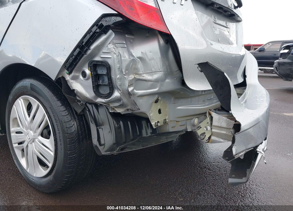 2020 HONDA FIT LX VIN: 3HGGK5H48LM732361