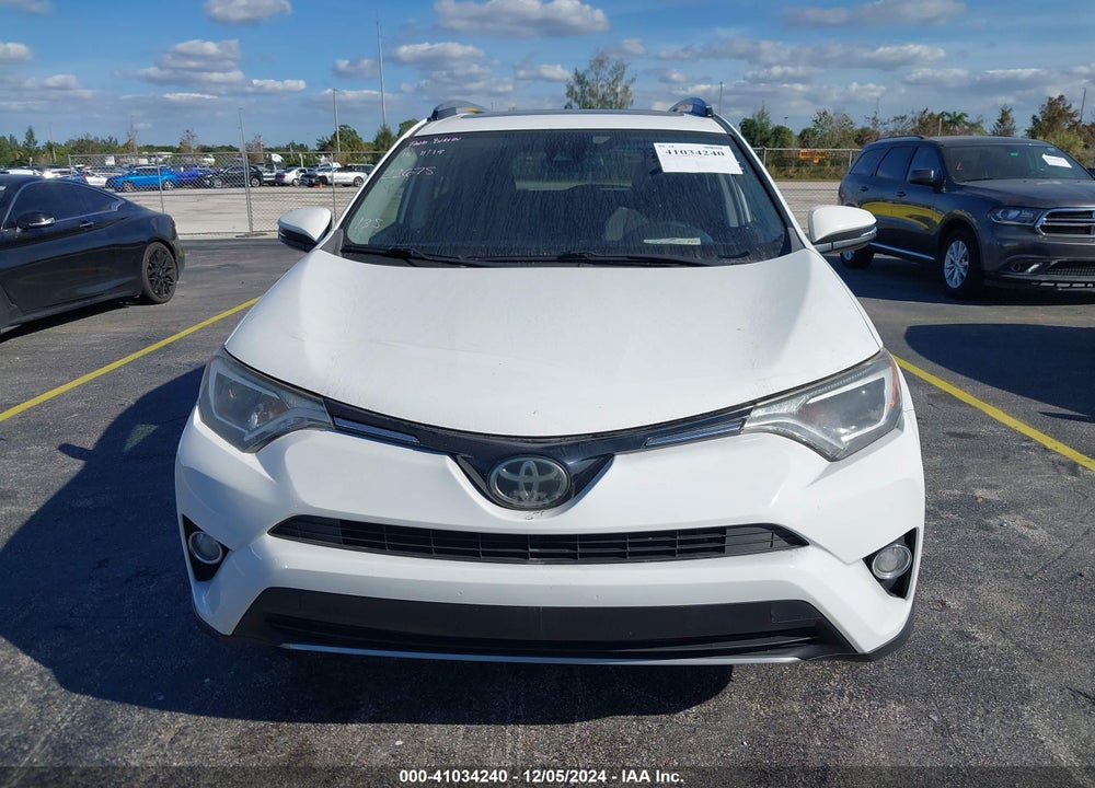 2017 TOYOTA RAV4 XLE VIN: JTMWFREV4HJ717119