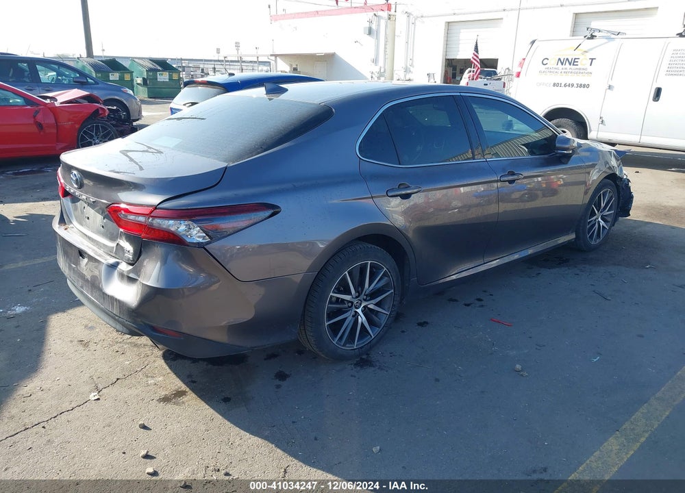2022 TOYOTA CAMRY VIN: 4T1F11BK5NU065076