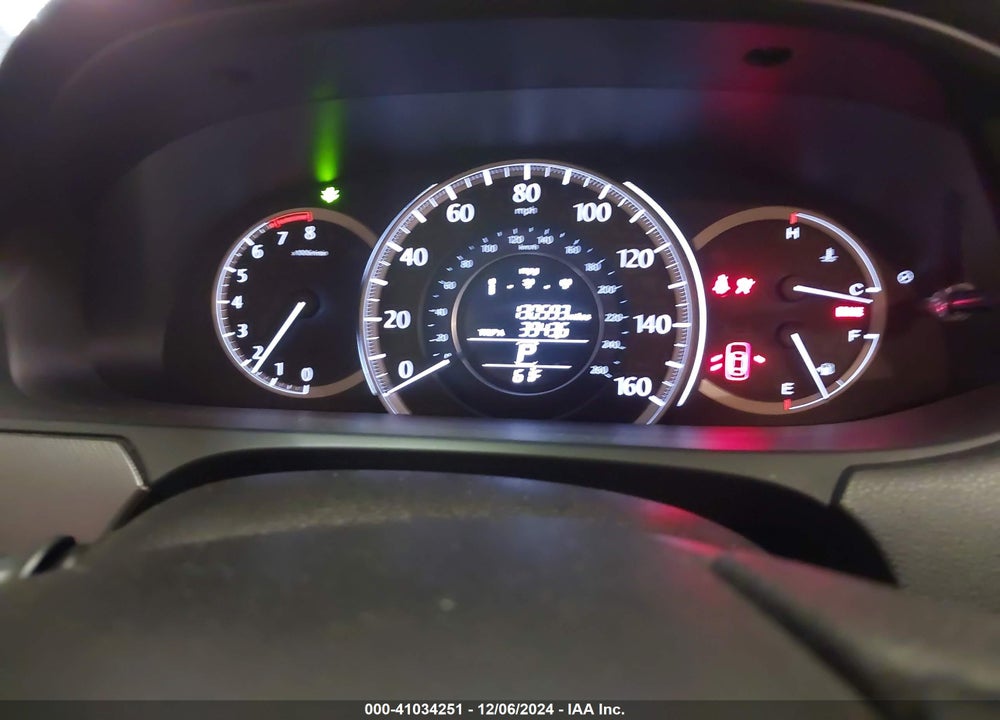 2015 HONDA ACCORD VIN: 1HGCR2F30FA027963