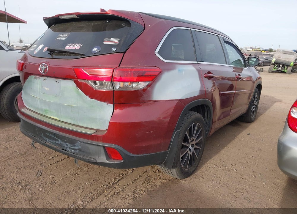 2018 TOYOTA HIGHLANDER VIN: 5TDJZRFH6JS495704