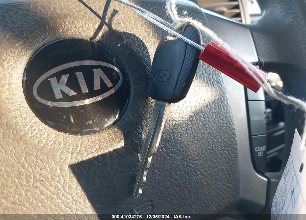 2003 KIA SORENTO EX/LX VIN: KNDJD733935162126