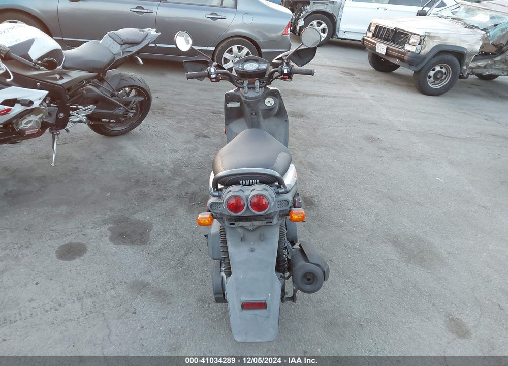 2015 YAMAHA YW125 VIN: RKRSE48Y0FA097613