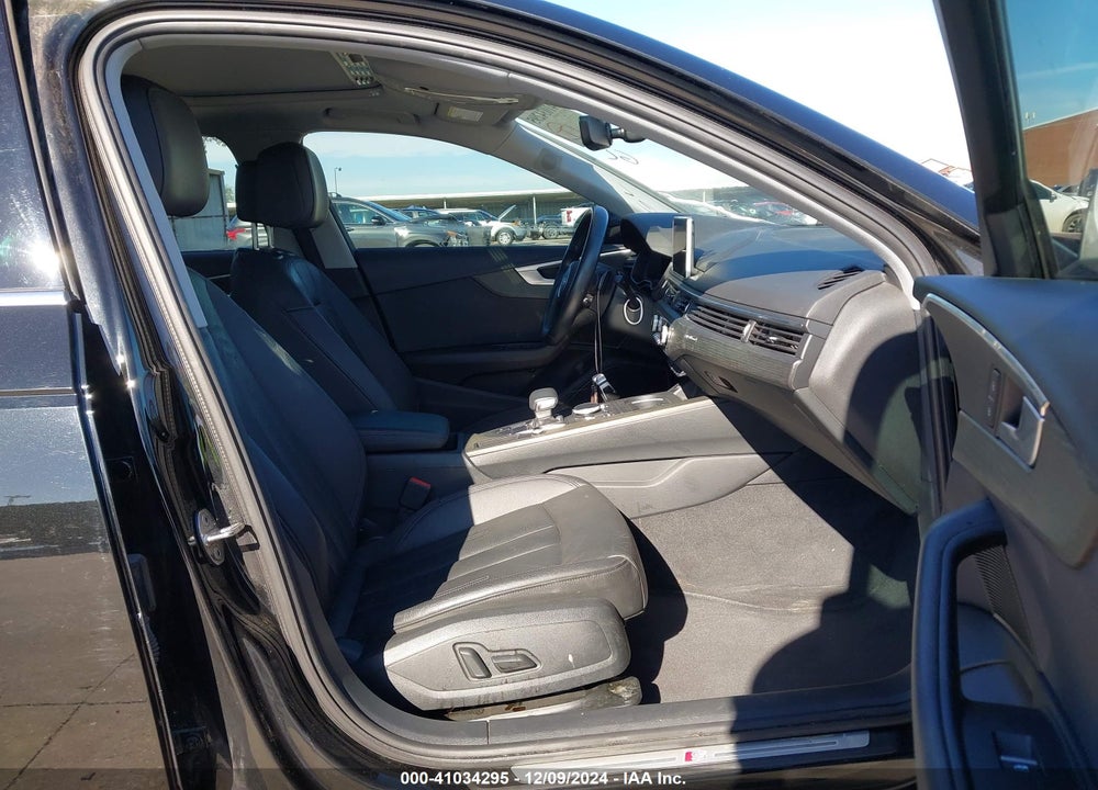 2018 AUDI A4 VIN: WAUENAF48JN019842