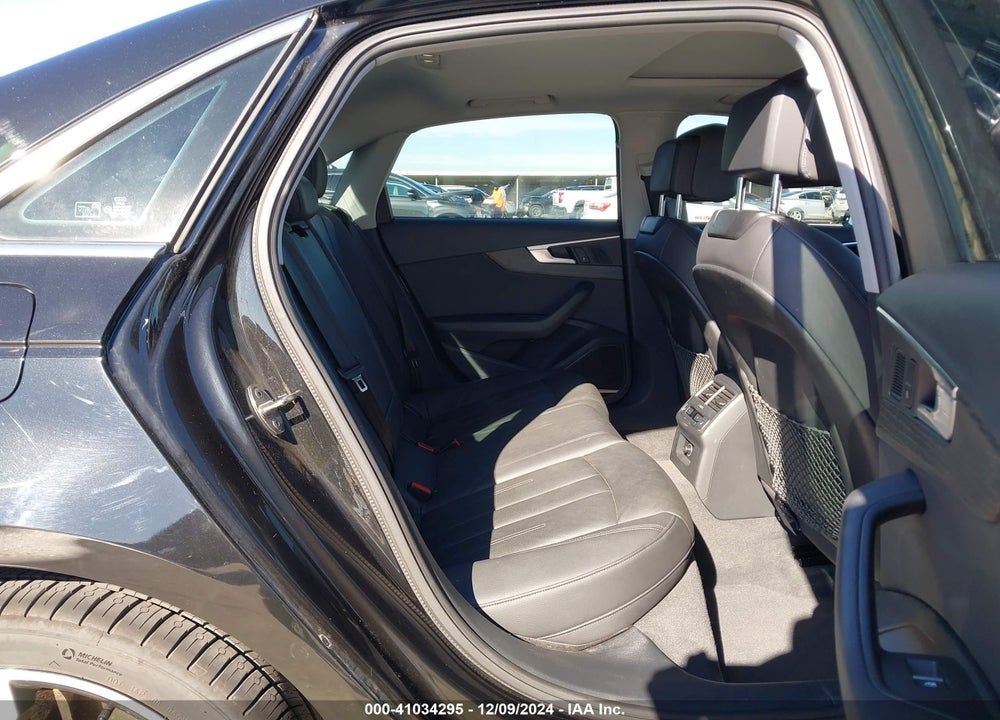 2018 AUDI A4 VIN: WAUENAF48JN019842