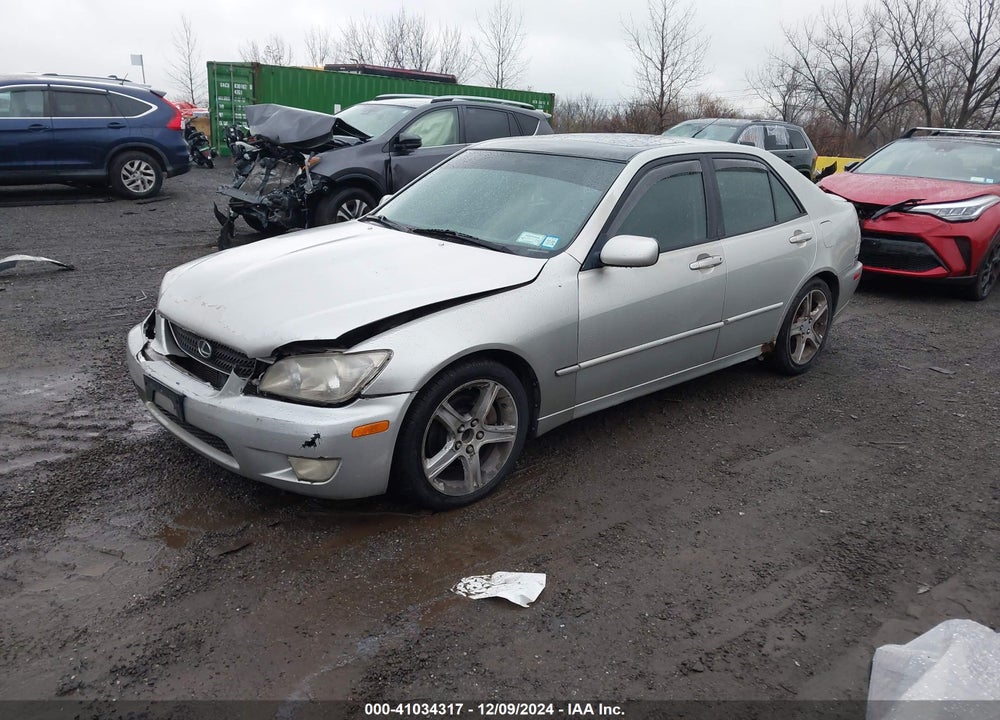 2003 LEXUS IS 300 VIN: JTHBD192X30067831