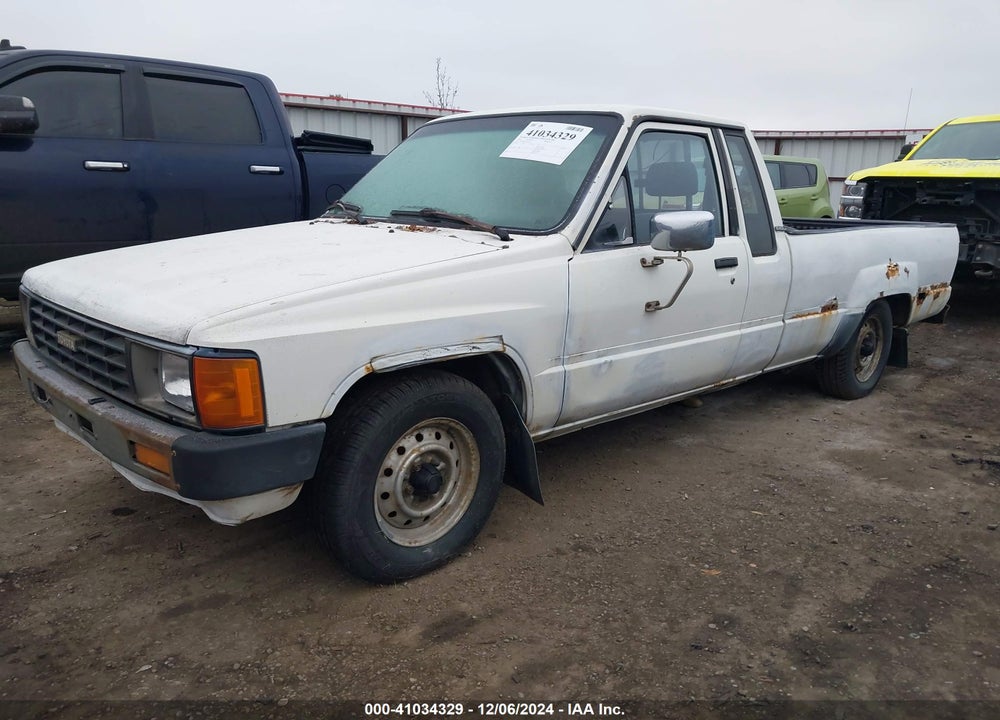 1986 TOYOTA PICKUP XTRACAB RN70 DLX VIN: JT4RN70D9G0015109