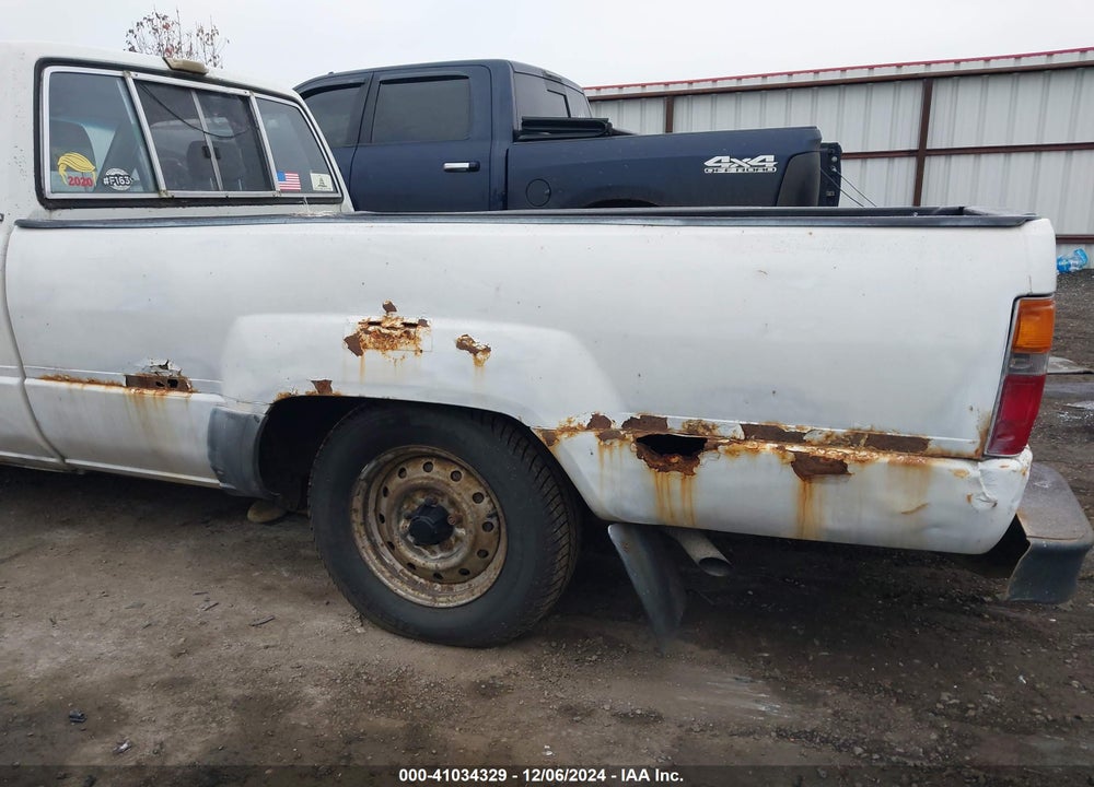 1986 TOYOTA PICKUP XTRACAB RN70 DLX VIN: JT4RN70D9G0015109