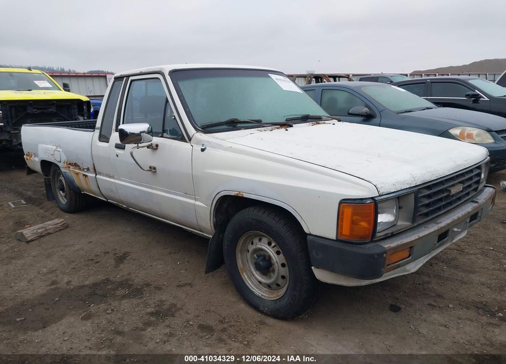 1986 TOYOTA PICKUP XTRACAB RN70 DLX VIN: JT4RN70D9G0015109