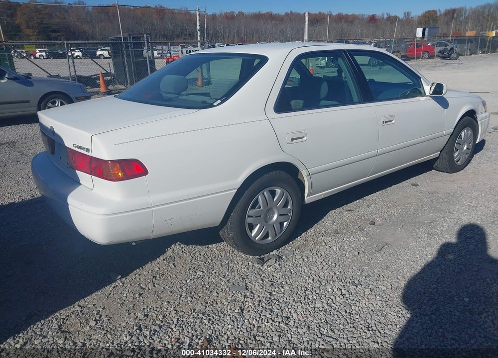 2001 TOYOTA CAMRY LE VIN: 4T1BG22KX1U769271