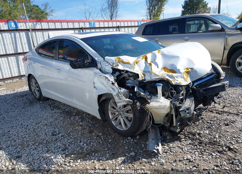 2015 HYUNDAI ELANTRA SE VIN: 5NPDH4AE9FH638268