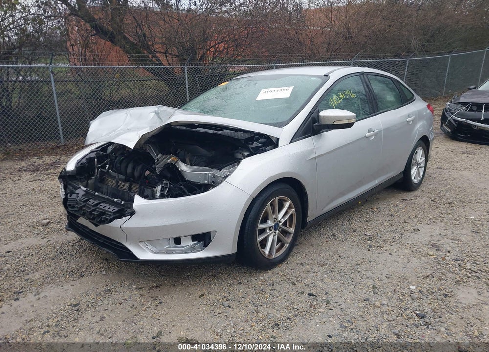 2015 FORD FOCUS SE VIN: 1FADP3F28FL343935