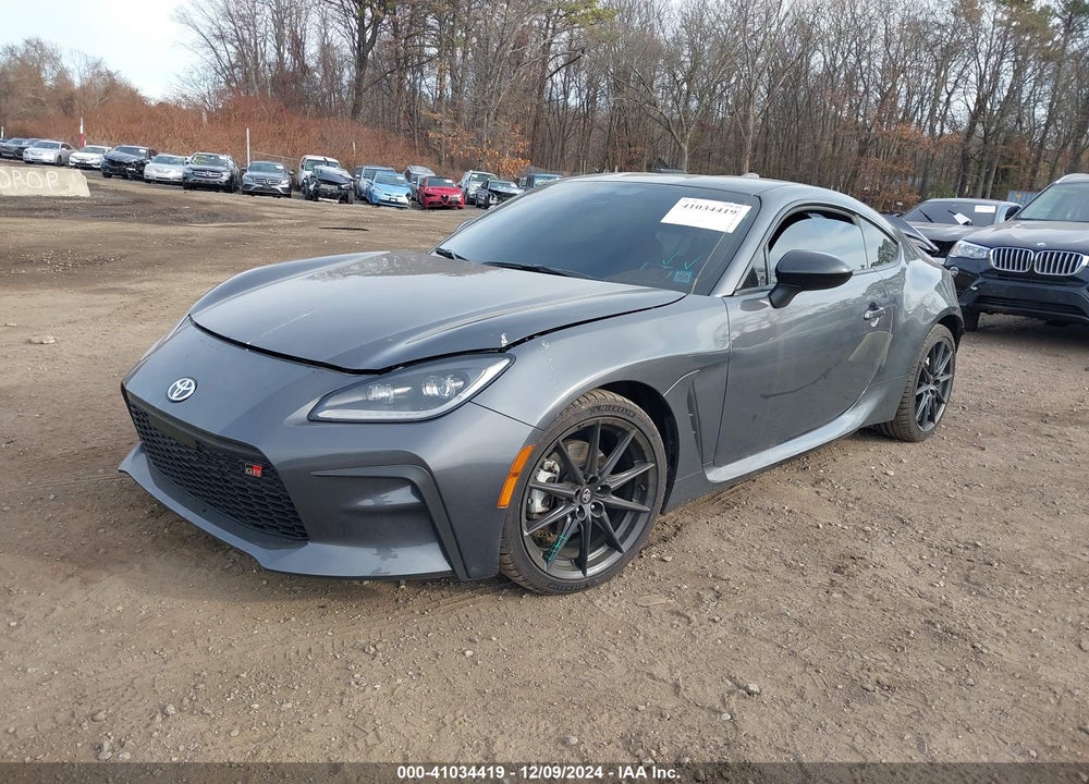 2024 TOYOTA GR86 PREMIUM VIN: JF1ZNBE10R9753676