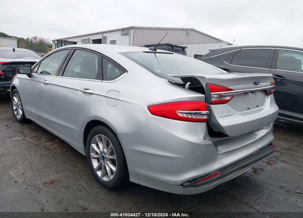 2017 FORD FUSION SE VIN: 3FA6P0H76HR198429