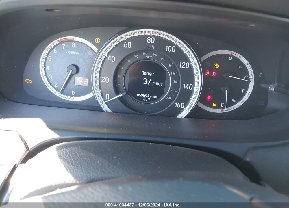 2017 HONDA ACCORD VIN: 1HGCR3F04HA042612