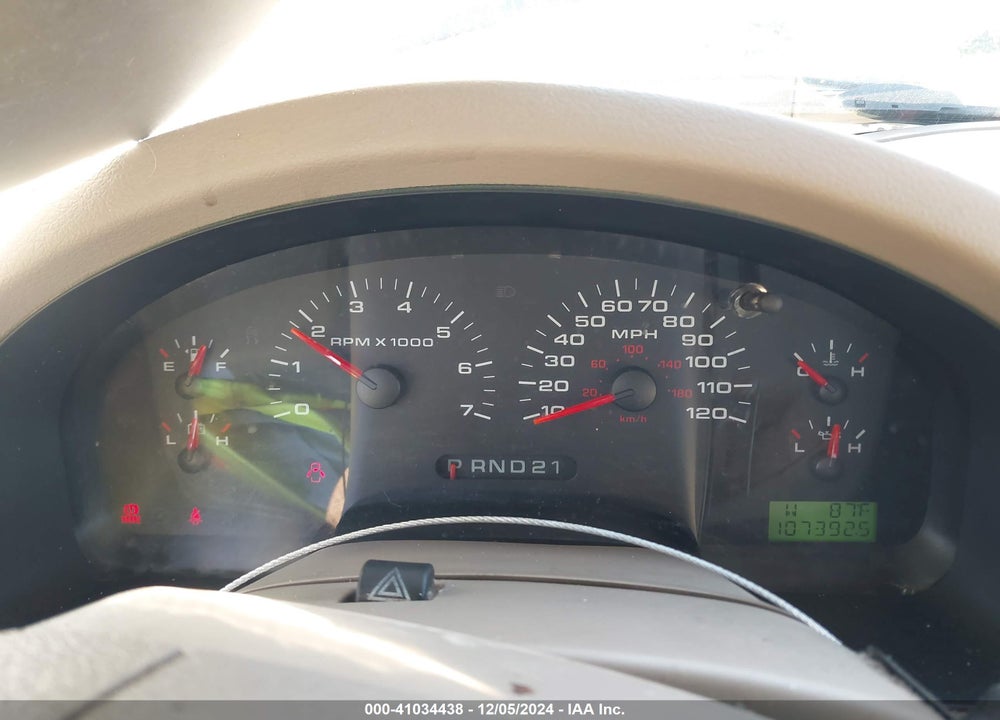2005 FORD F-150 XLT VIN: 1FTRW12W65KD35434