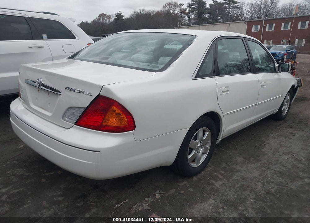 2002 TOYOTA AVALON XL VIN: 4T1BF28B72U202737