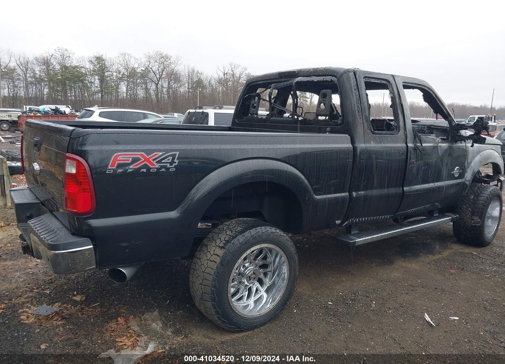 2015 FORD F-350 LARIAT VIN: 1FT8X3BT9FED02356