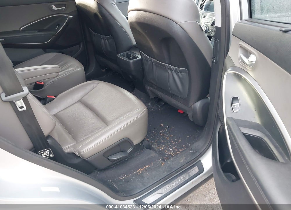 2017 HYUNDAI SANTA FE LIMITED VIN: KM8SNDHF2HU195030