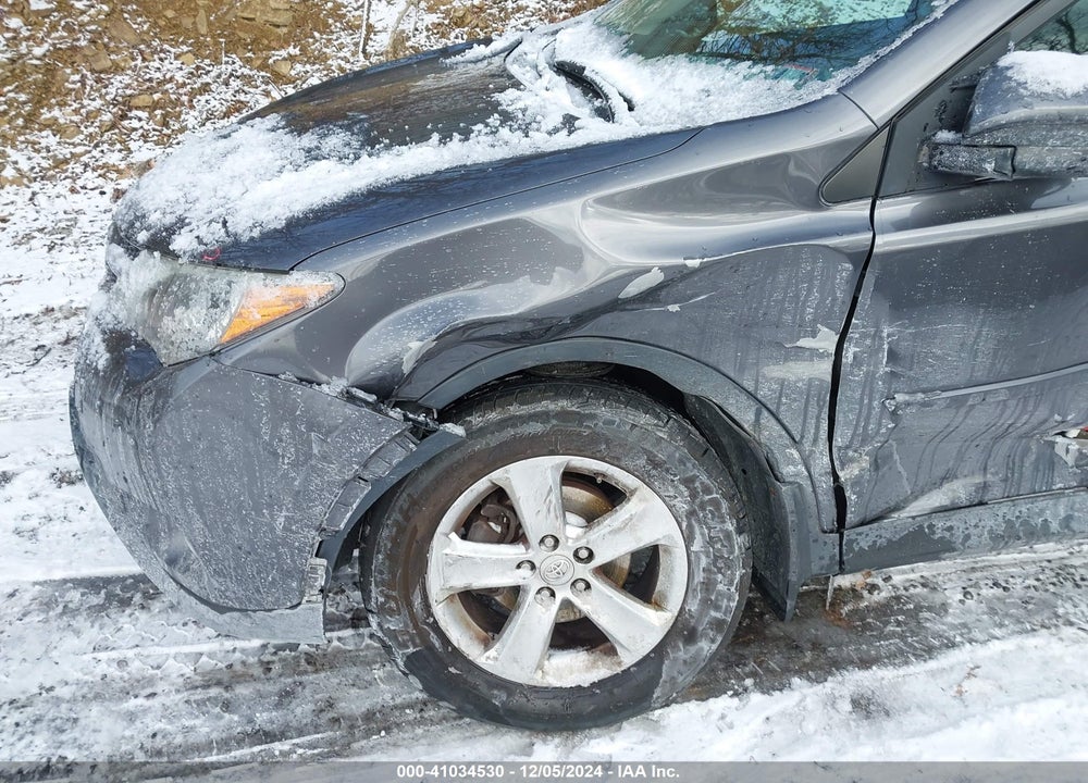 2013 TOYOTA RAV4 XLE VIN: 2T3RFREV4DW124823