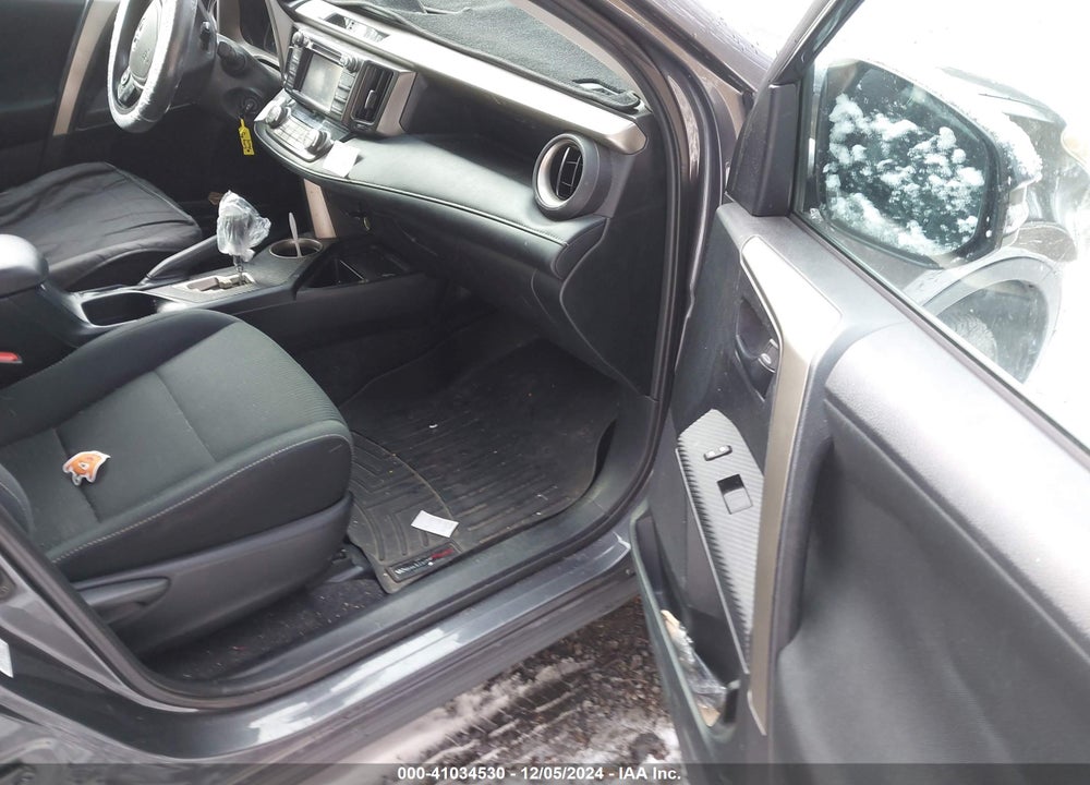 2013 TOYOTA RAV4 XLE VIN: 2T3RFREV4DW124823