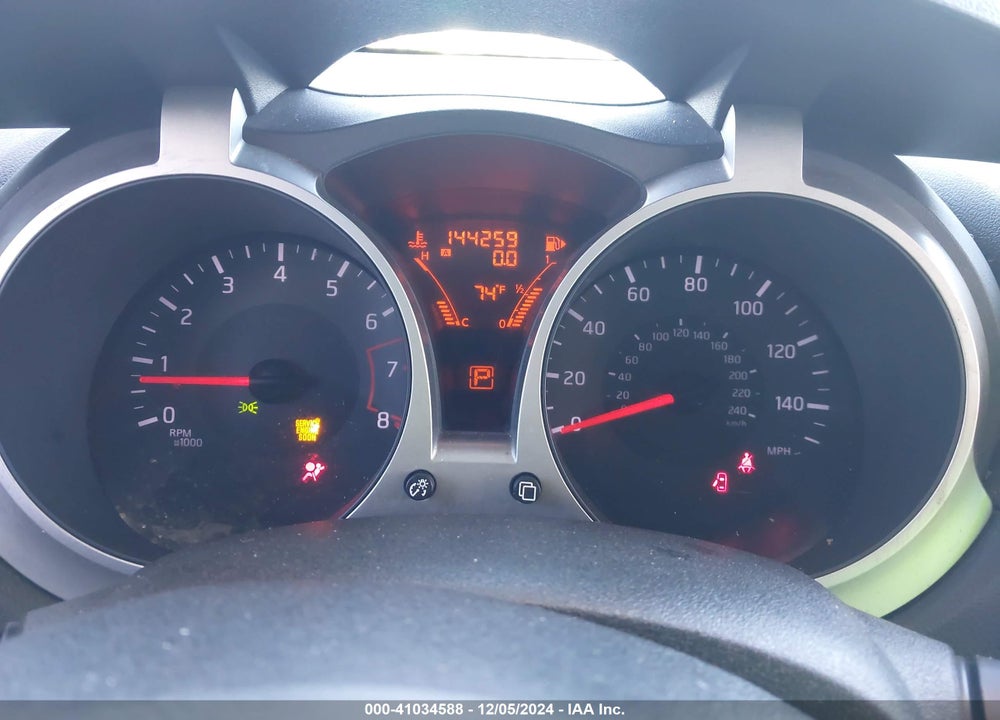 2015 NISSAN JUKE SV VIN: JN8AF5MR3FT502182