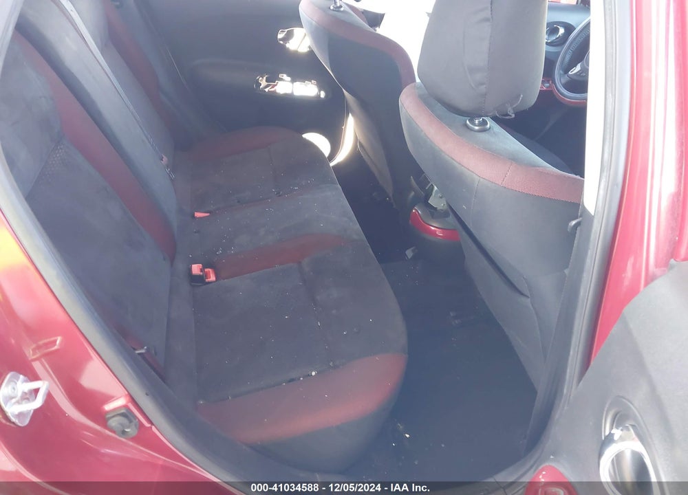 2015 NISSAN JUKE SV VIN: JN8AF5MR3FT502182