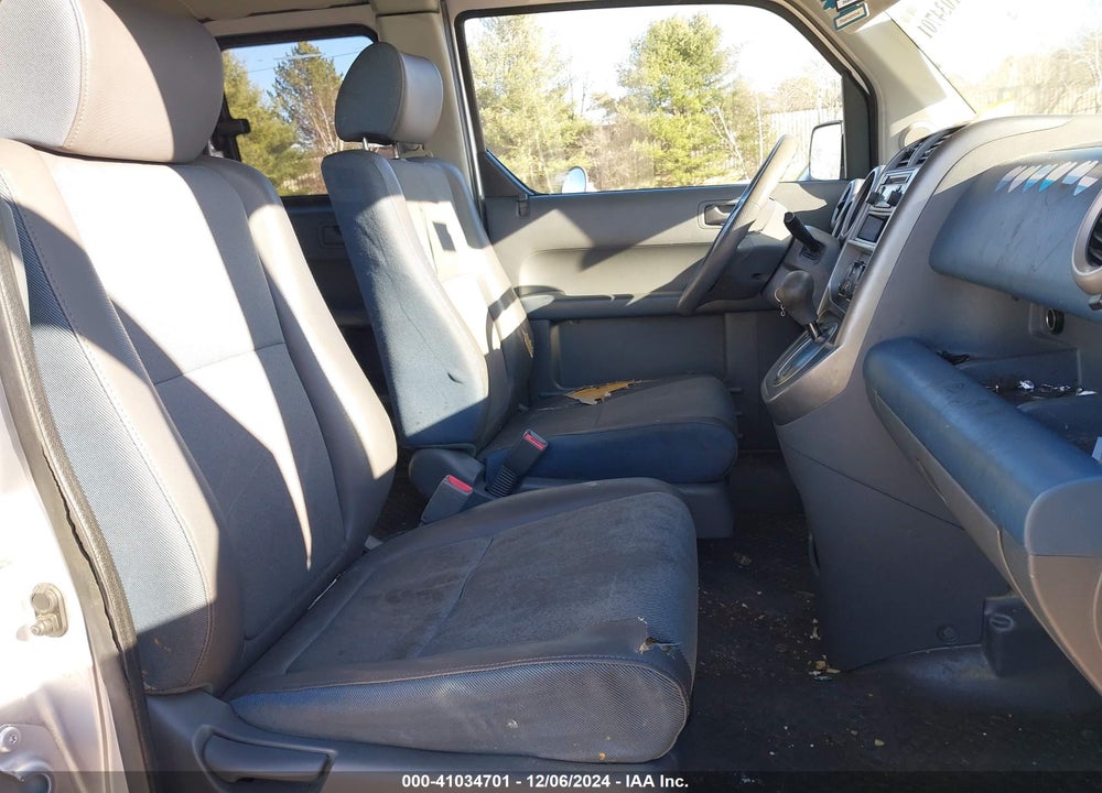 2004 HONDA ELEMENT LX VIN: 5J6YH28304L011357
