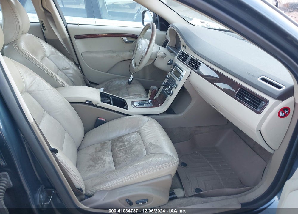 2008 VOLVO XC70 3.2 VIN: YV4BZ982981036748