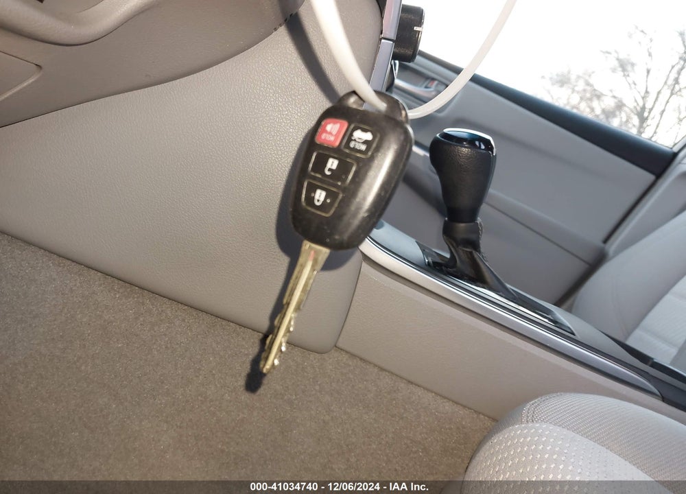 2016 TOYOTA CAMRY LE VIN: 4T4BF1FK6GR568909