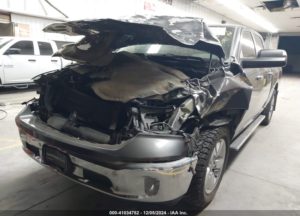 2015 RAM 1500 VIN: 1C6RR6LMXFS580411