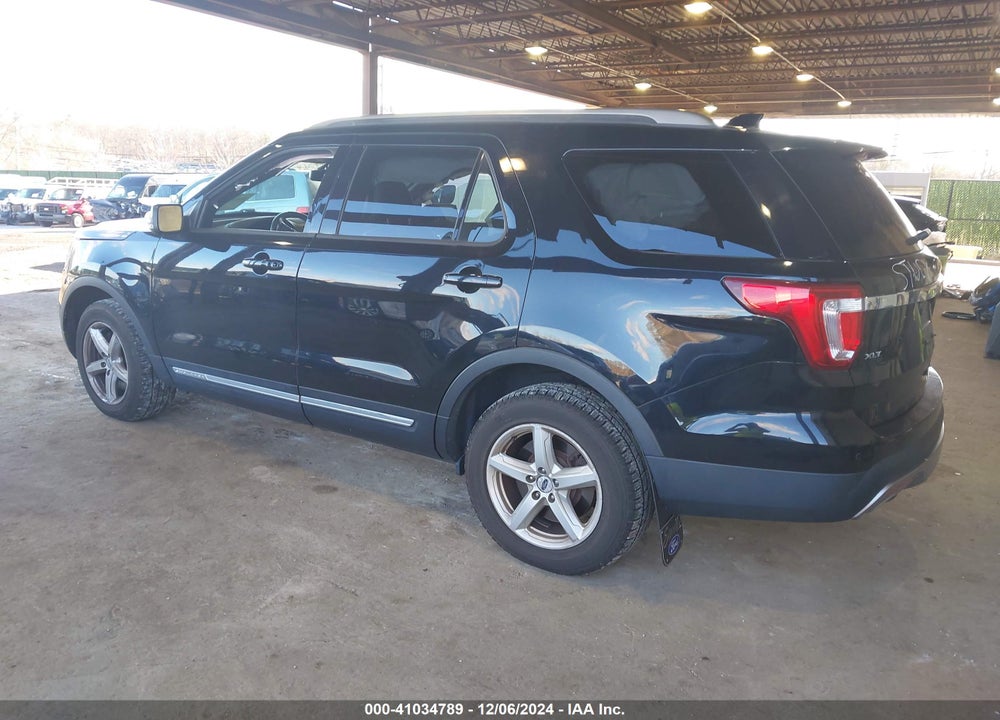 2017 FORD EXPLORER XLT VIN: 1FM5K8D87HGD74456