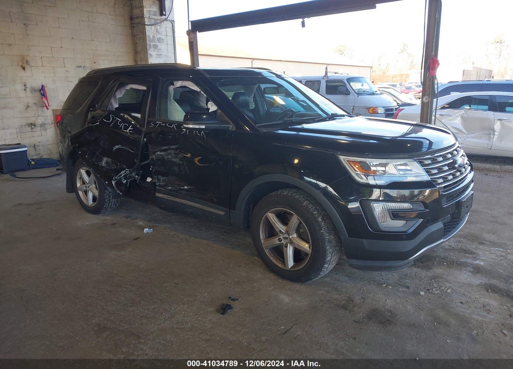 2017 FORD EXPLORER XLT VIN: 1FM5K8D87HGD74456