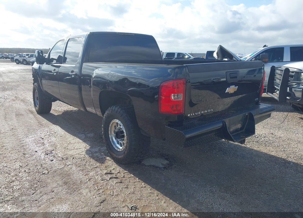 2009 CHEVROLET SILVERADO 2500HD LTZ VIN: 1GCHK63699F181710