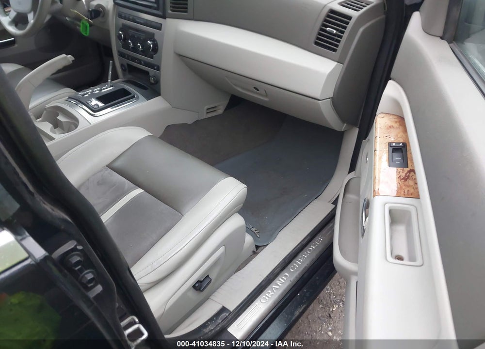 2007 JEEP GRAND CHEROKEE OVERLAND VIN: 1J8HR68227C694533