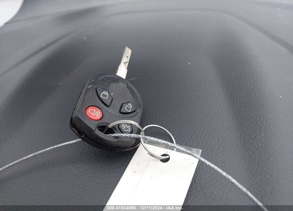 2015 FORD FOCUS SE VIN: 1FADP3F28FL383187