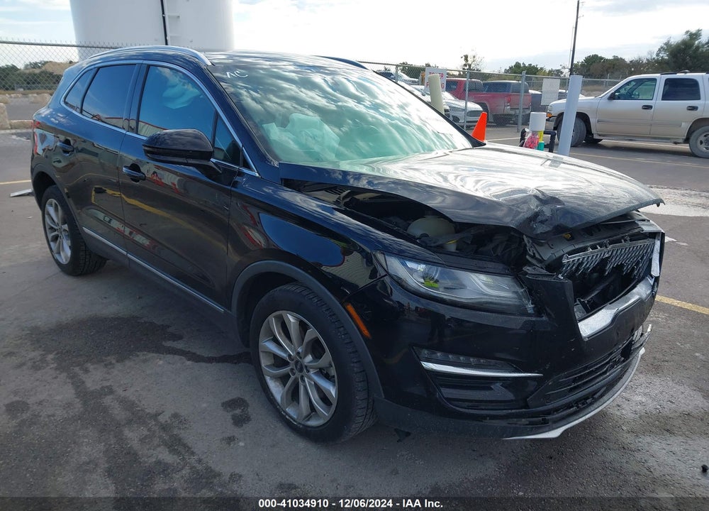 2019 LINCOLN MKC SELECT VIN: 5LMCJ2C97KUL42758
