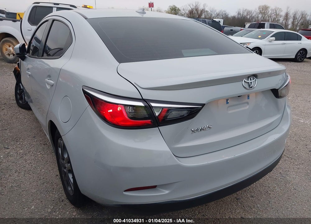 2019 TOYOTA YARIS LE VIN: 3MYDLBYVXKY500892