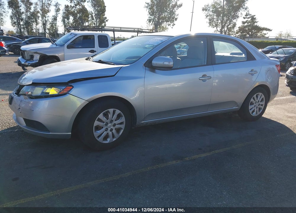 2010 KIA FORTE EX VIN: KNAFU4A27A5101463