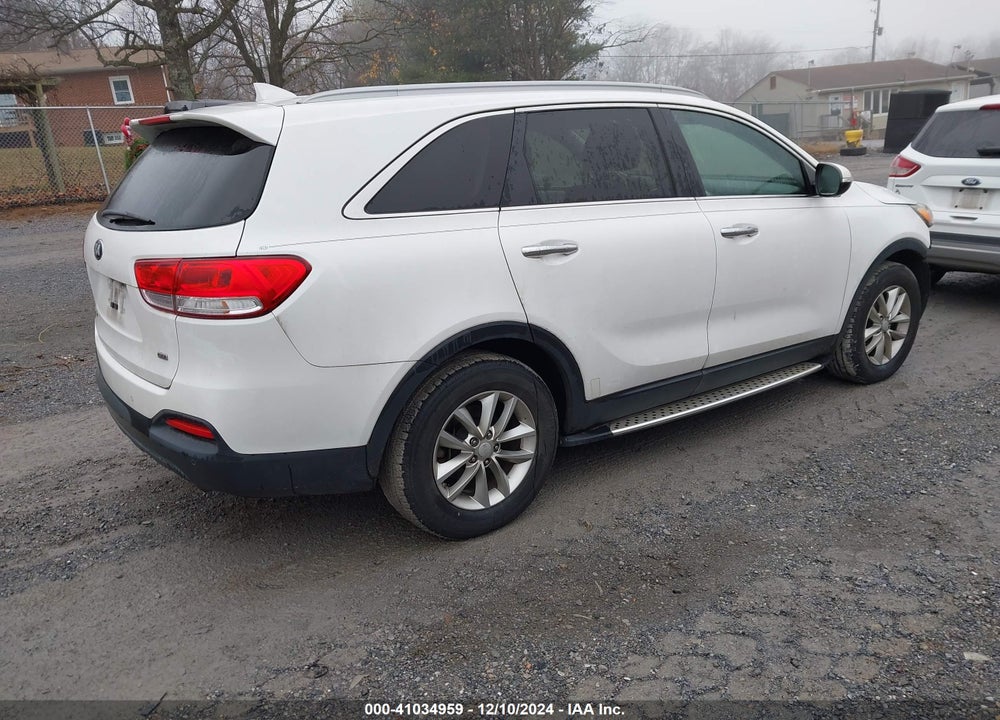 2016 KIA SORENTO 2.4L LX VIN: 5XYPG4A35GG056367